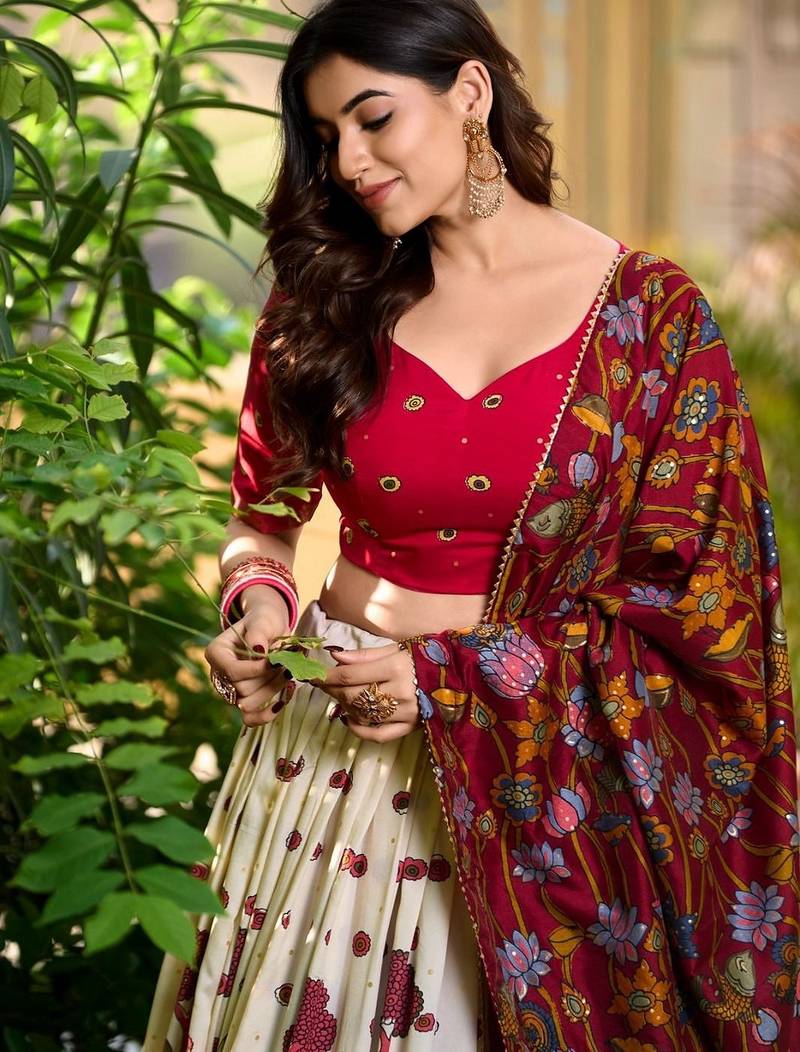 Floral Kalamkari Print Lehenga Set.